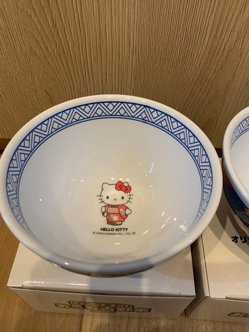 【新品】吉野家 はろうきてぃ おうち吉野家2025 メラミンどんぶり 4つセット