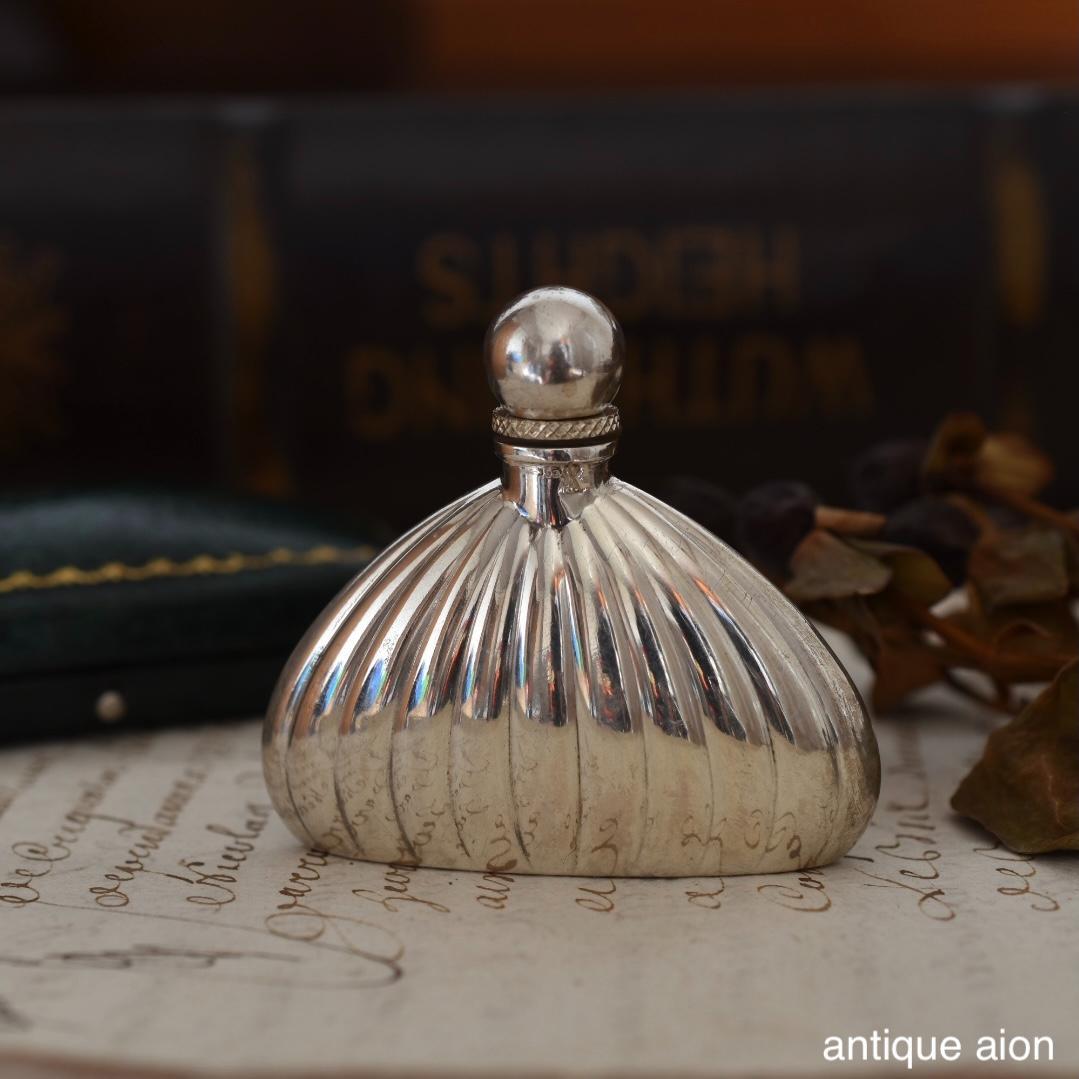 フランス製ヴィンテージ 20世紀中頃 スターリングシルバー パフュームボトル