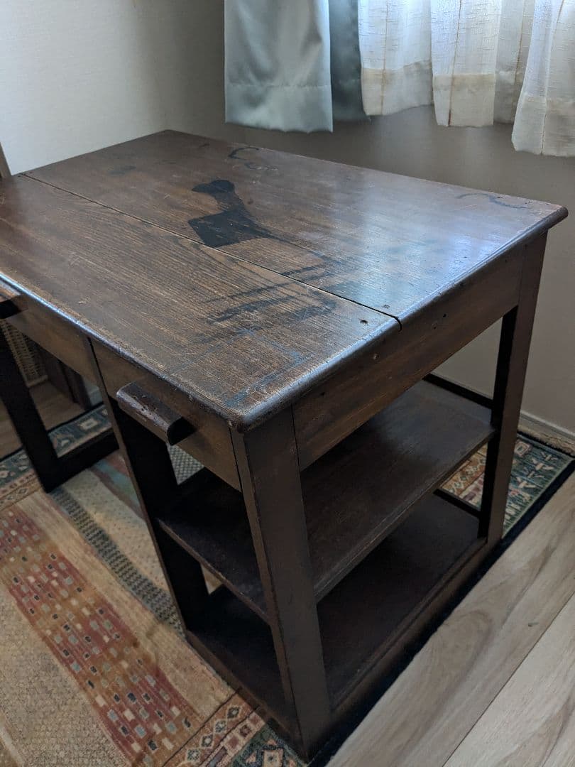 【レトロな家具】ローデスク