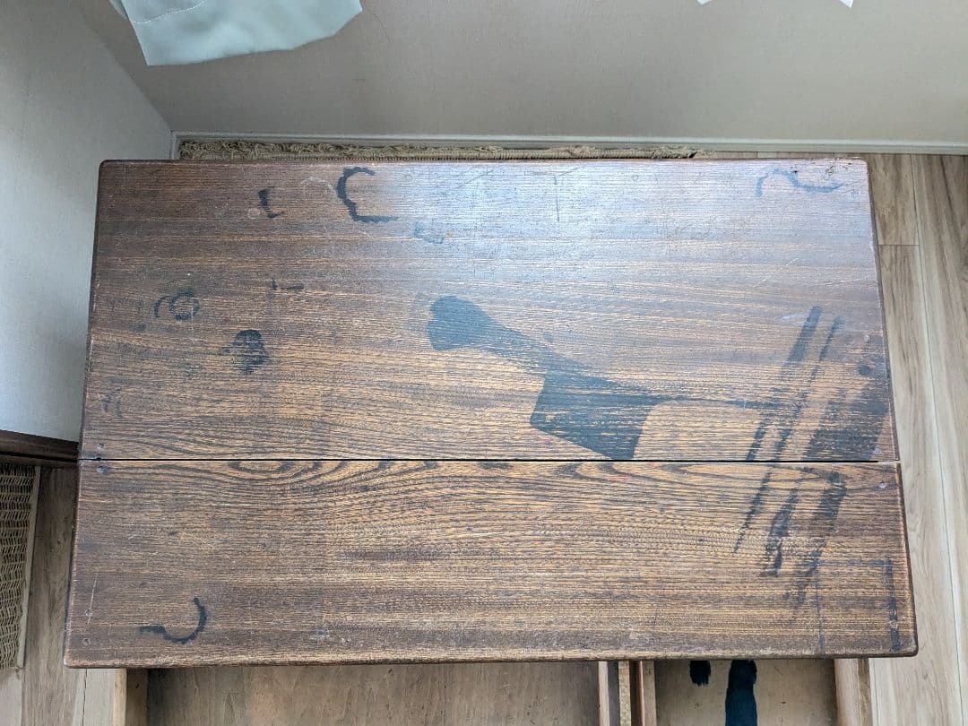 【レトロな家具】ローデスク