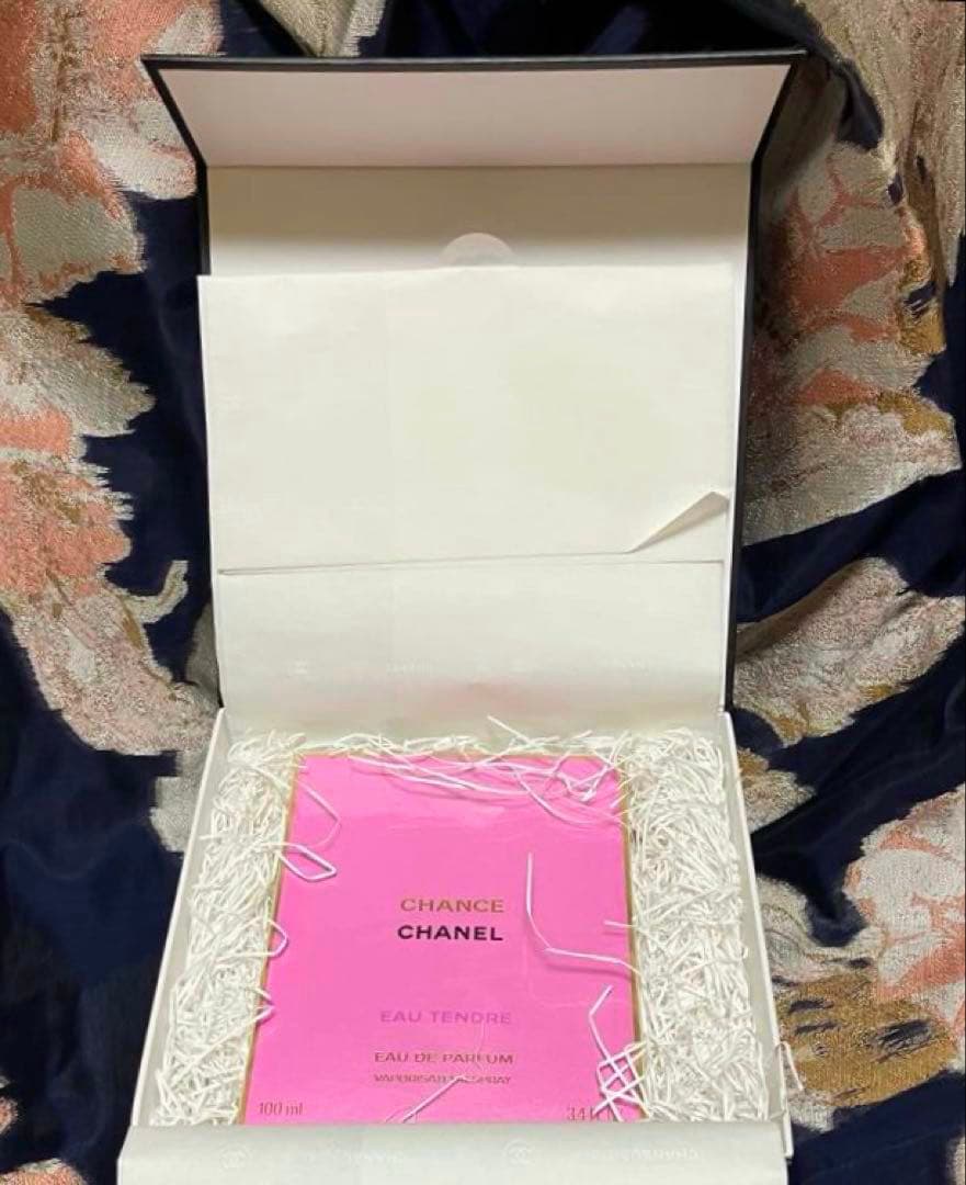 CHANEL チャンス　オータンドゥル　オードゥパルファム［100ml］