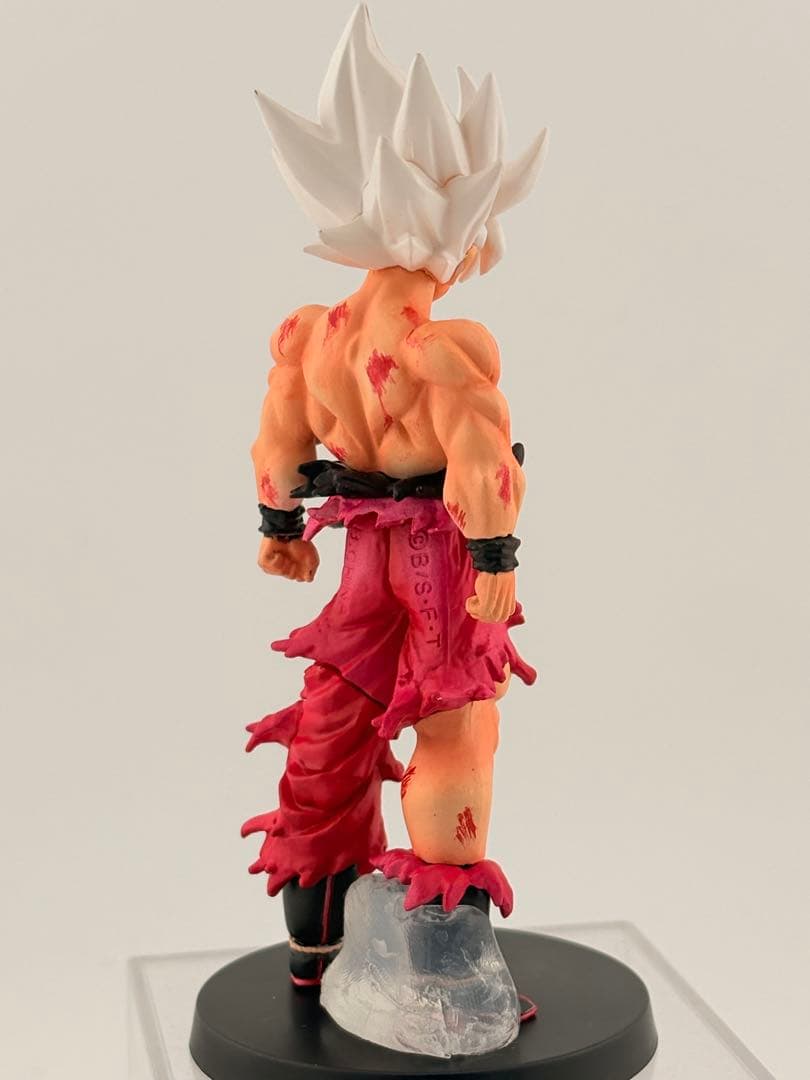 ドラゴンボール フィギュア 超サイヤ人孫悟空 DG限定版漫画カラー リペイント