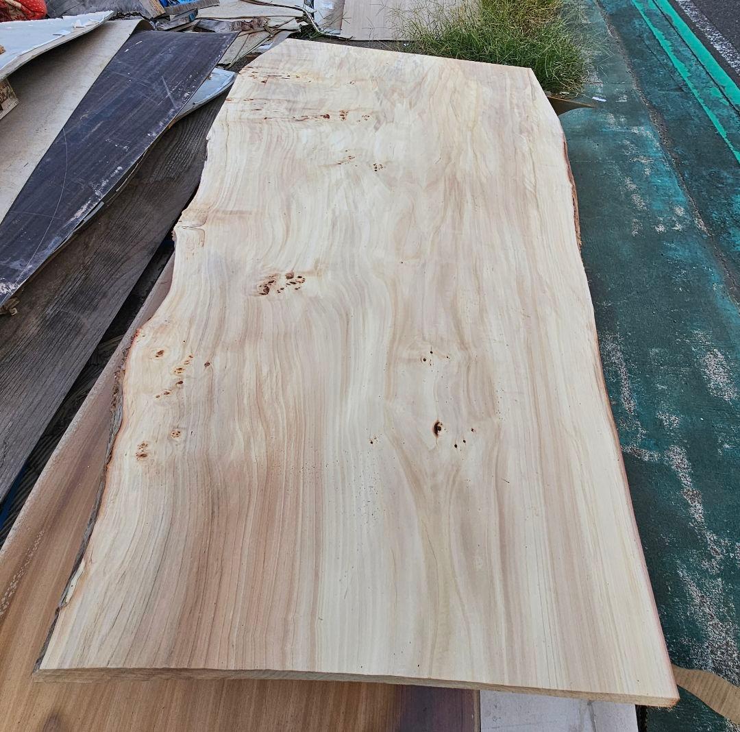 栃　トチ　カウンター　一枚板　希少