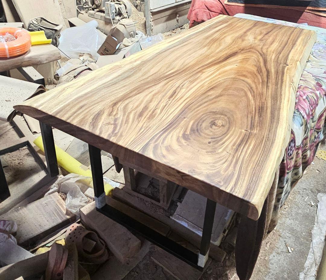 栃　トチ　カウンター　一枚板　希少