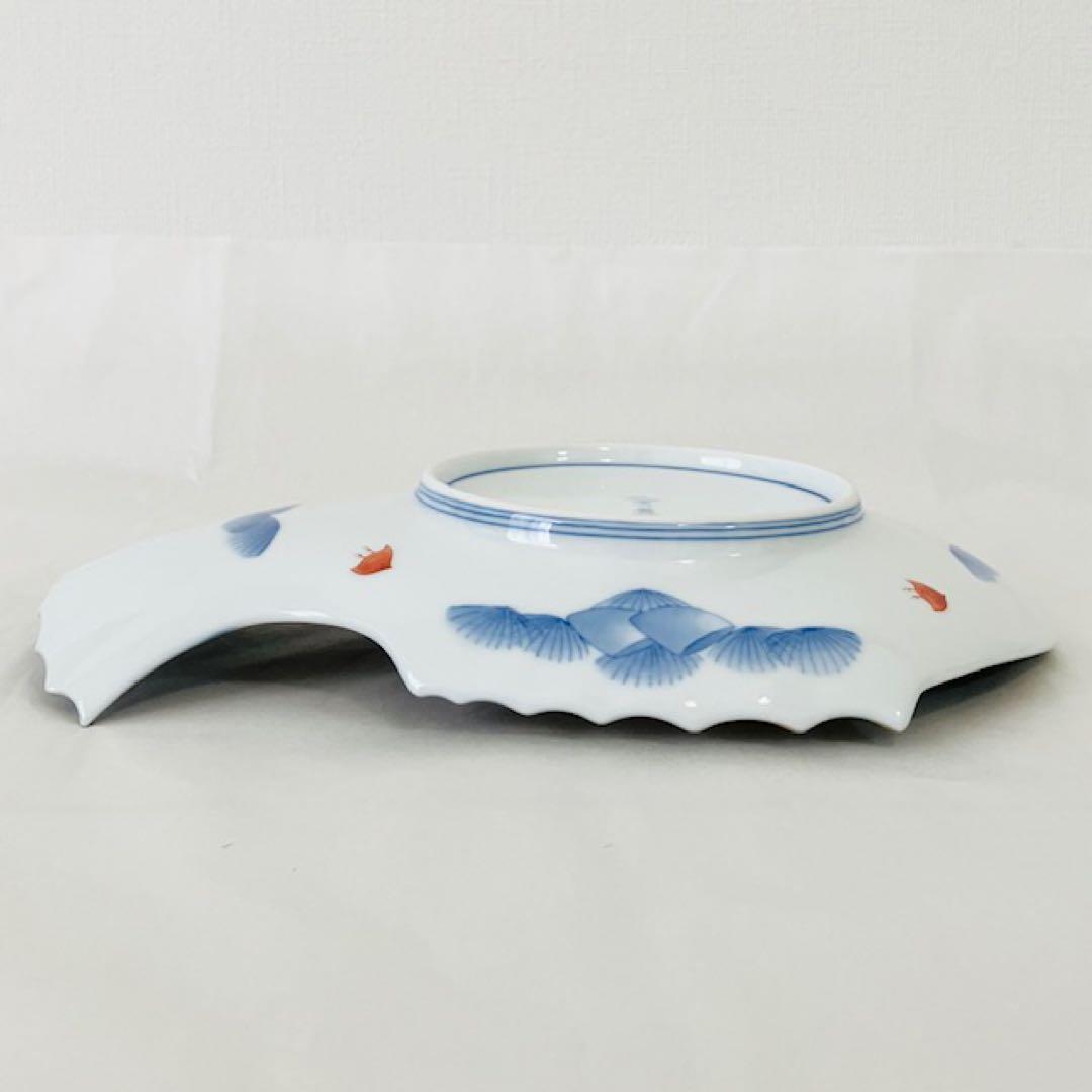 未使用　深川製磁　宮内庁御用達　古伊万里鳳凰割地紋　魚型皿