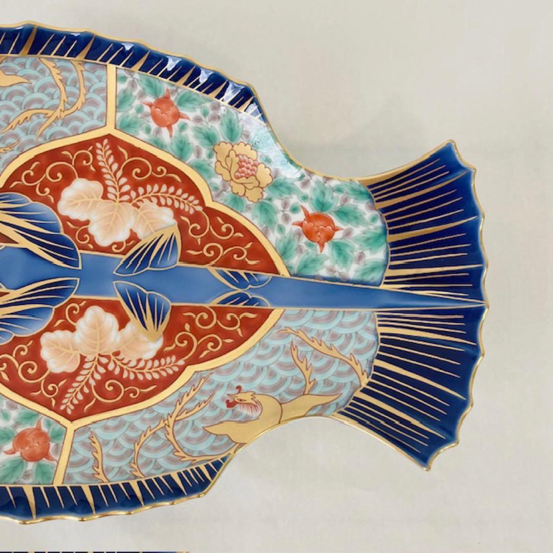 未使用　深川製磁　宮内庁御用達　古伊万里鳳凰割地紋　魚型皿
