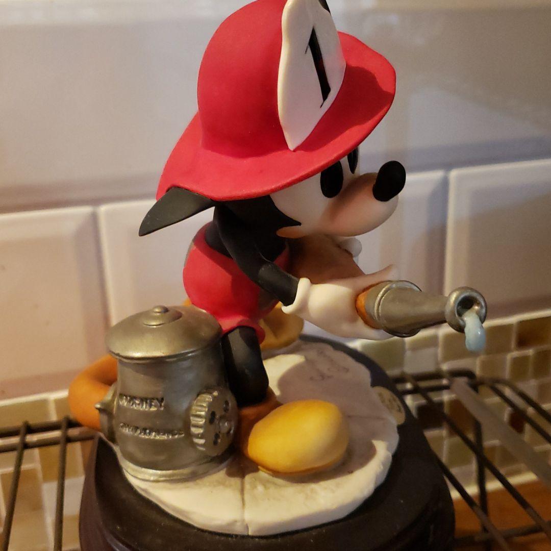 ※限定生産品※ミッキーマウス　アルマーニシリーズ　ファイヤーマン