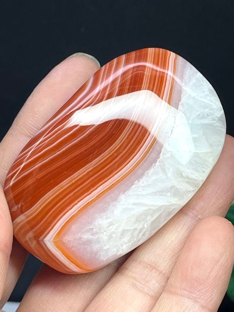 天然石　カーネリアン　パーム　握り石　台座付き　⭐️1904