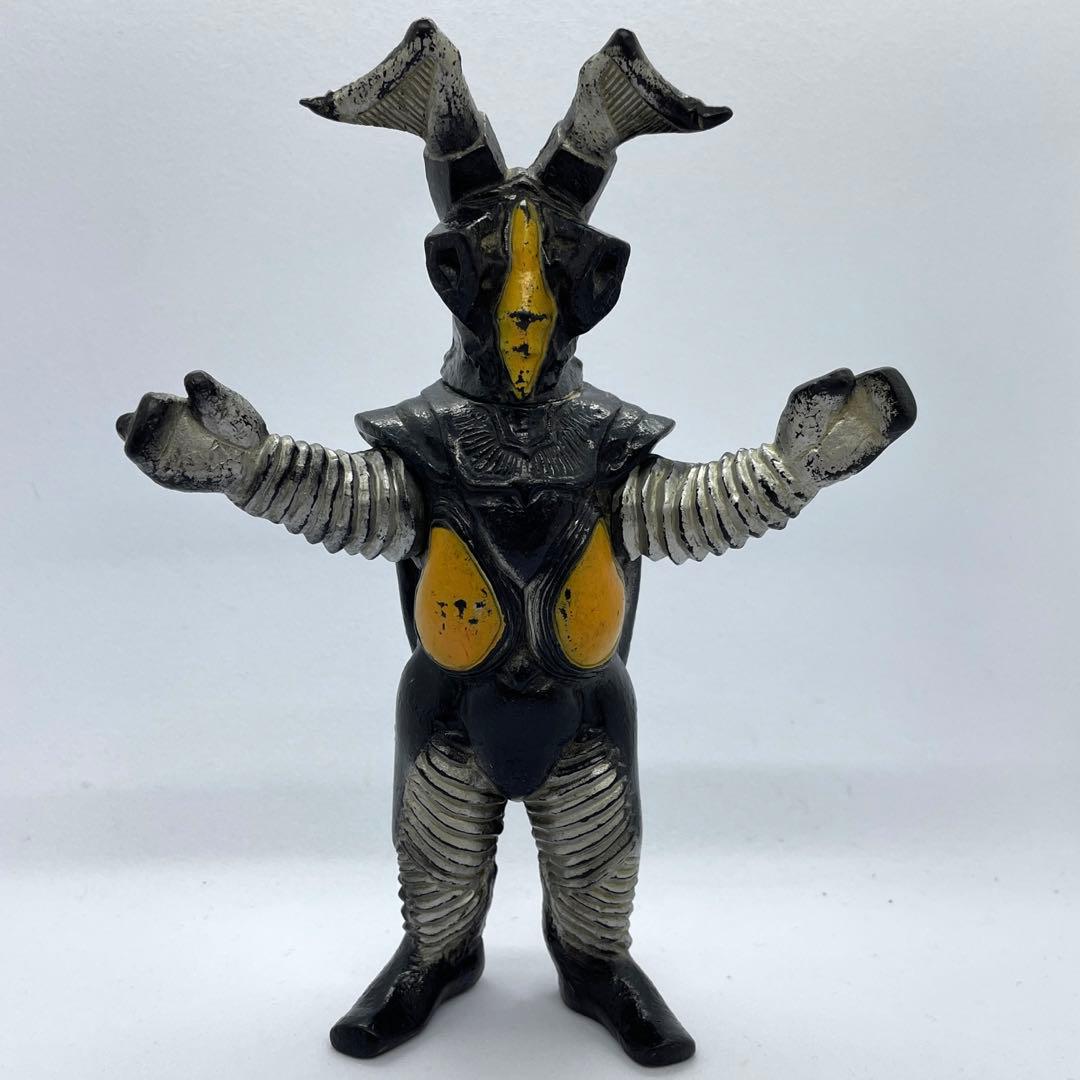 ウルトラマン ゼットン ソフビ 1983 - メルカリ