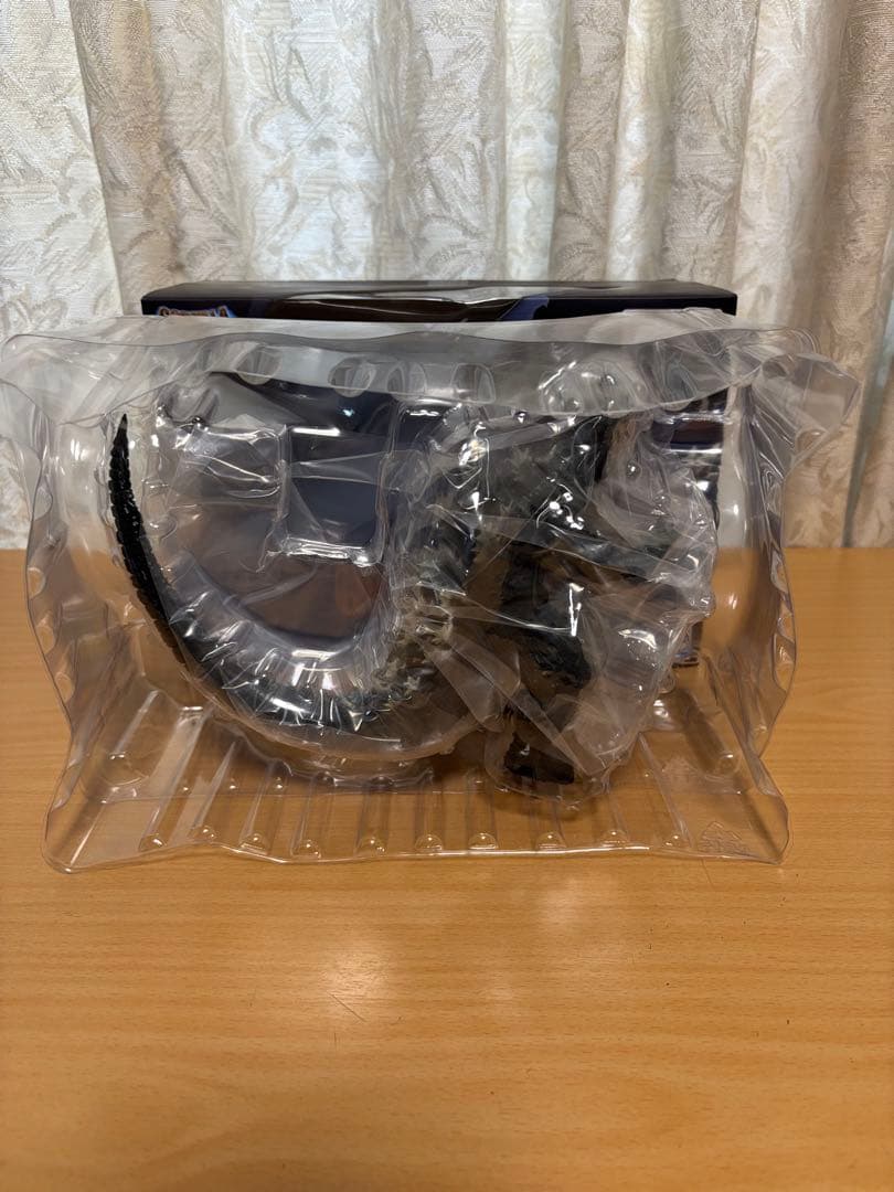 S.H.MonsterArts GODZILLA 2004フィギュア開封撮影のみ