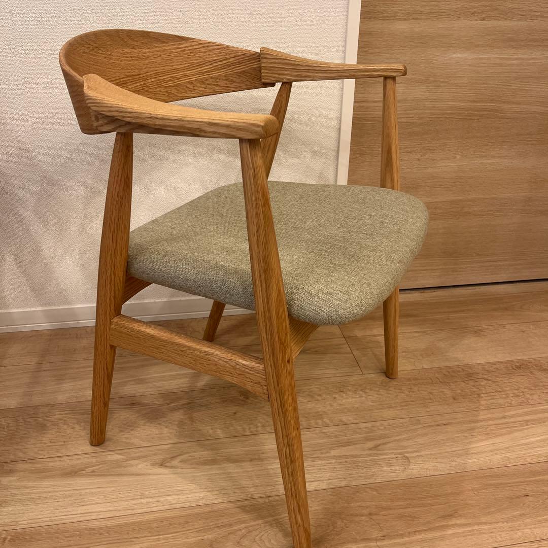 モモナチュラル　椅子　CREW CHAIR