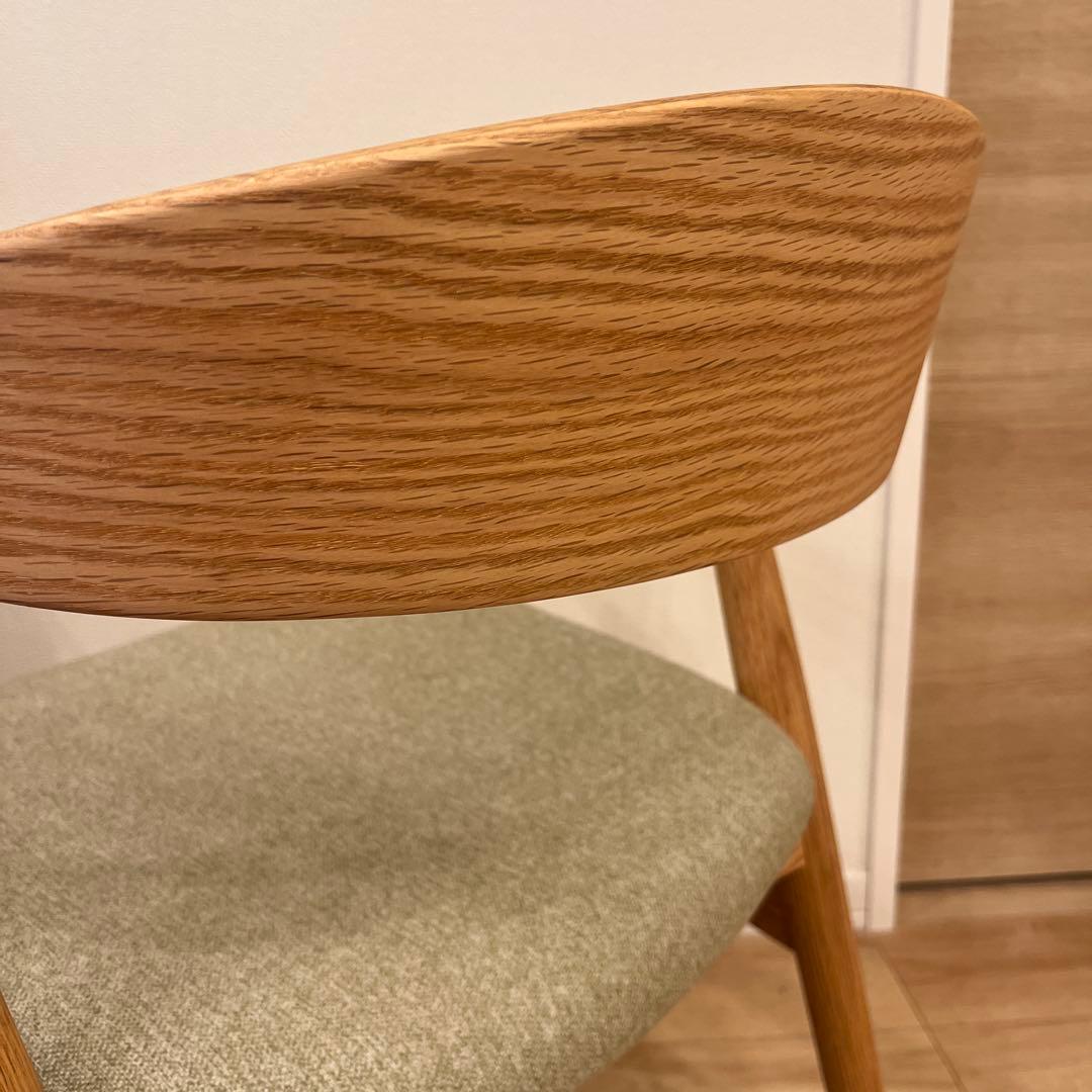 モモナチュラル　椅子　CREW CHAIR