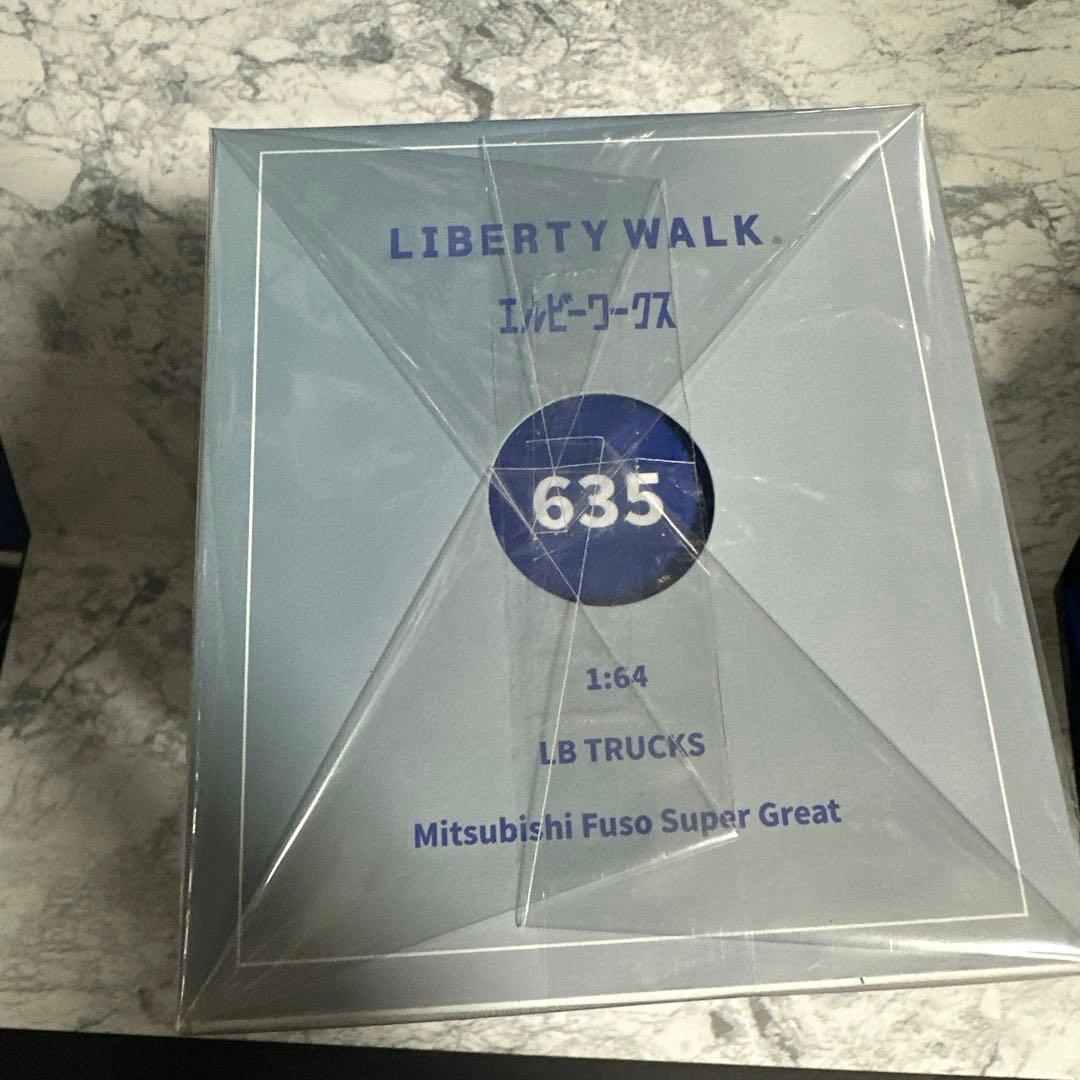 GCD 1/64 東京オートサロン2026 LBWK トラック 三菱ふそう - メルカリ