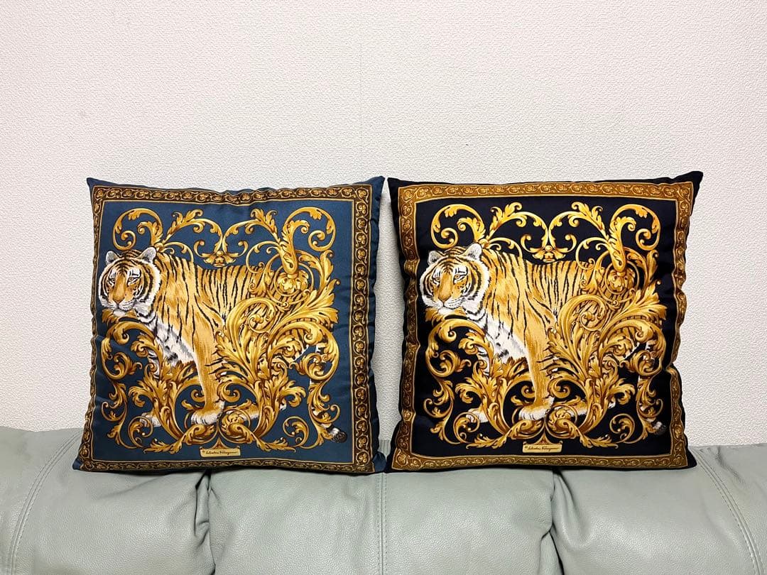 ☆超美品☆フェラガモ☆美しいスカーフ柄☆タイガー☆トラ☆シルク☆クッション☆