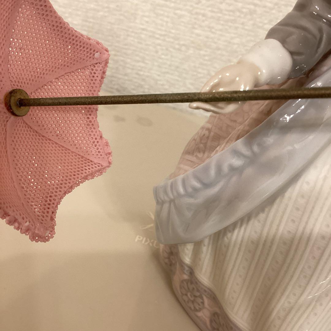 リヤドロ　パラソルの娘(お出かけ) 5210