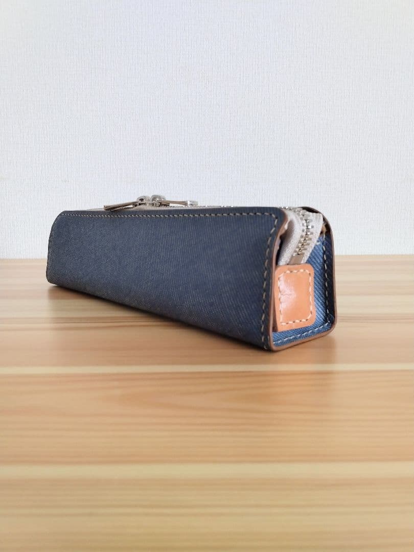 ペンケース　瀬戸内レザー(藍)　インディゴ染め　牛タンニン革　デニム柄
