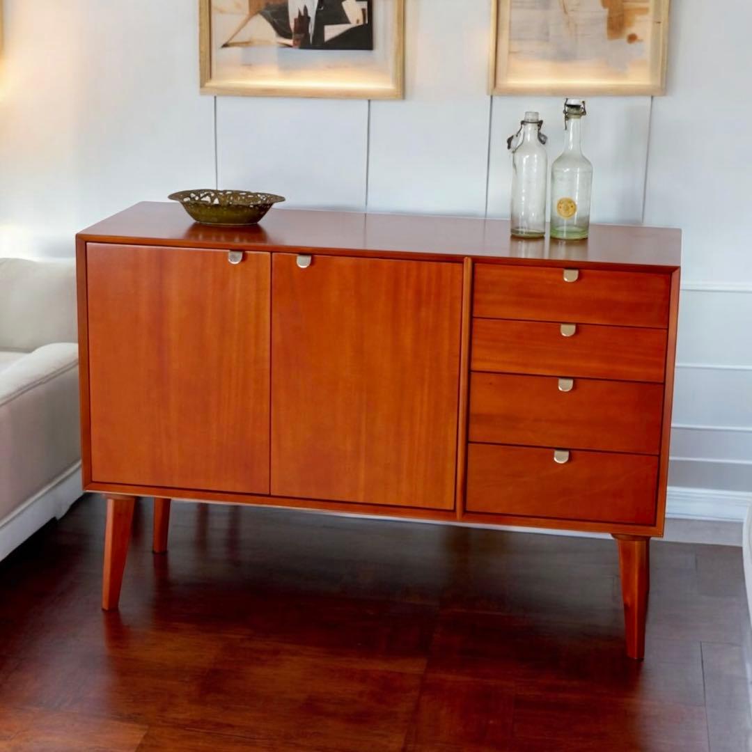 B 新品 北欧 リビングボード キャビネット リビング収納 本棚 飾り棚 天然木