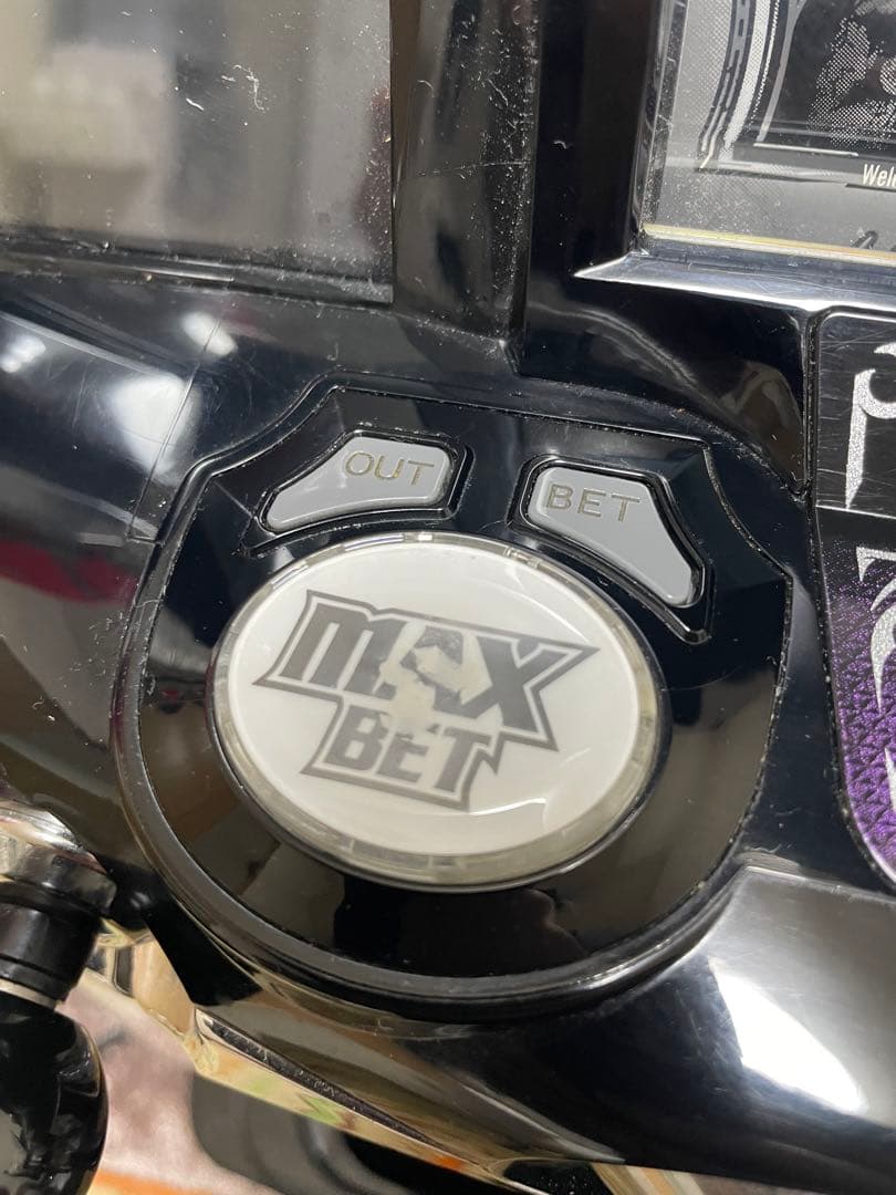 バイオ7 スロット実機 コイン不要機 直接引き取りで5000円引き - メルカリ