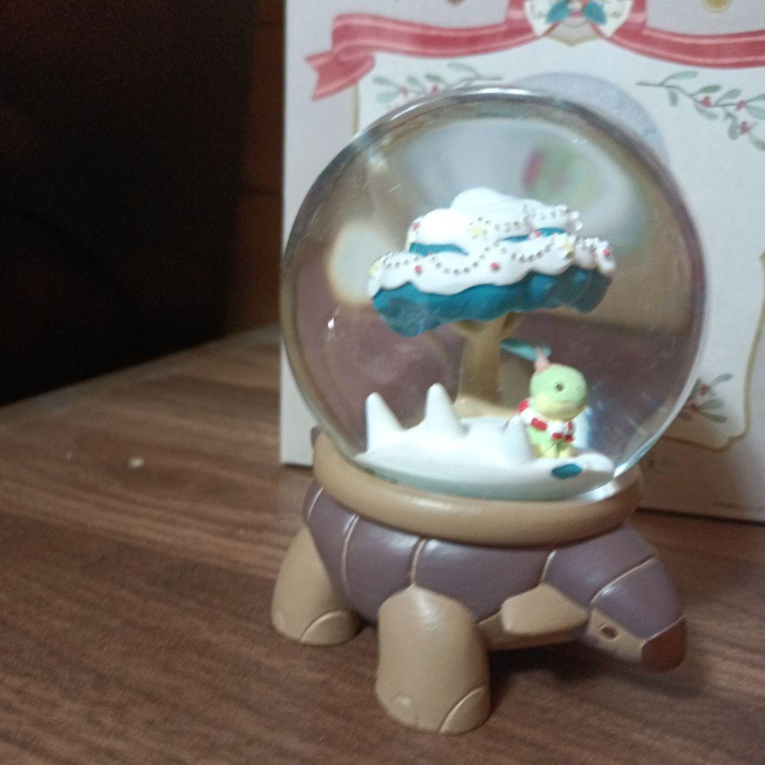 スノードーム Pokémon Holiday Blessings - メルカリ