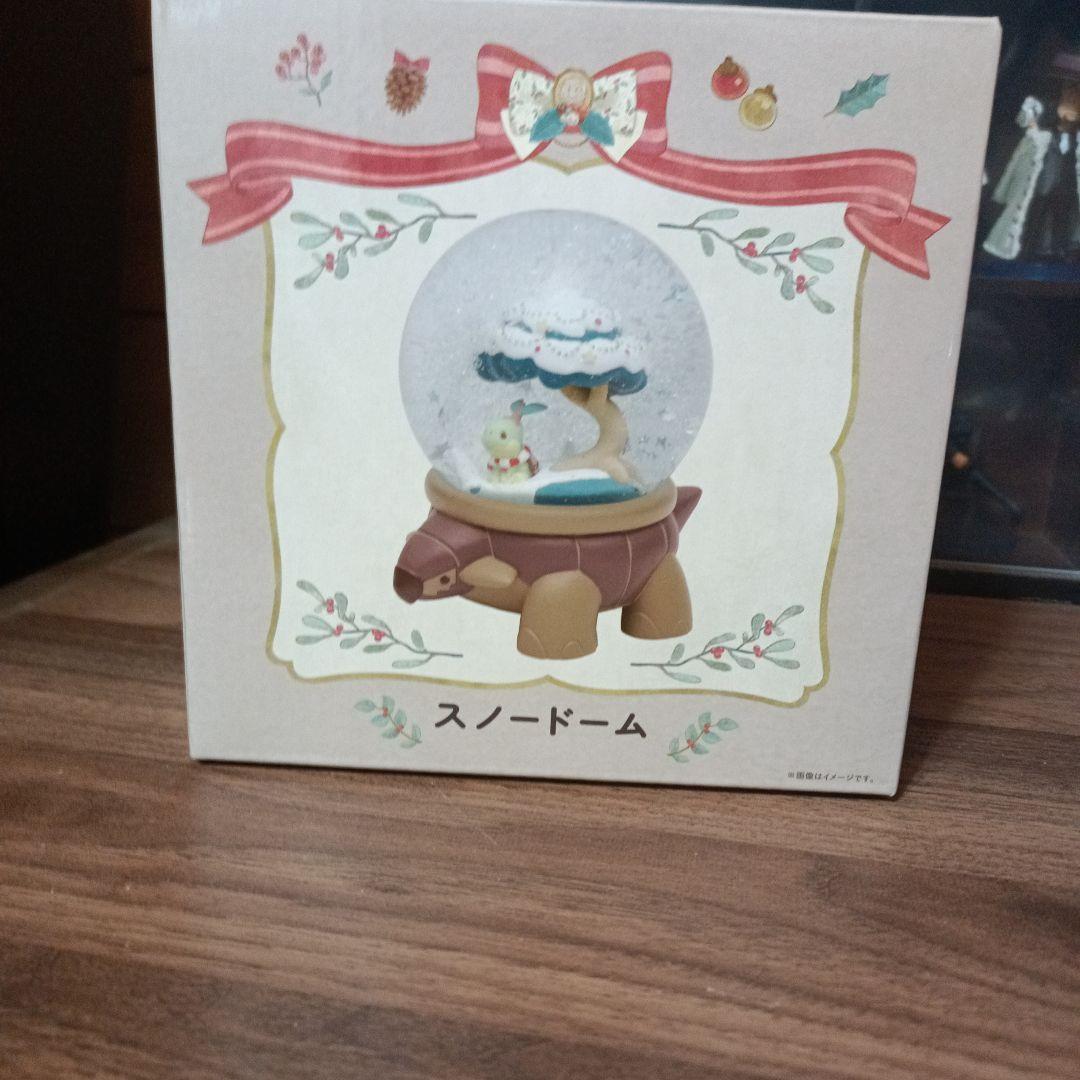 スノードーム Pokémon Holiday Blessings - メルカリ