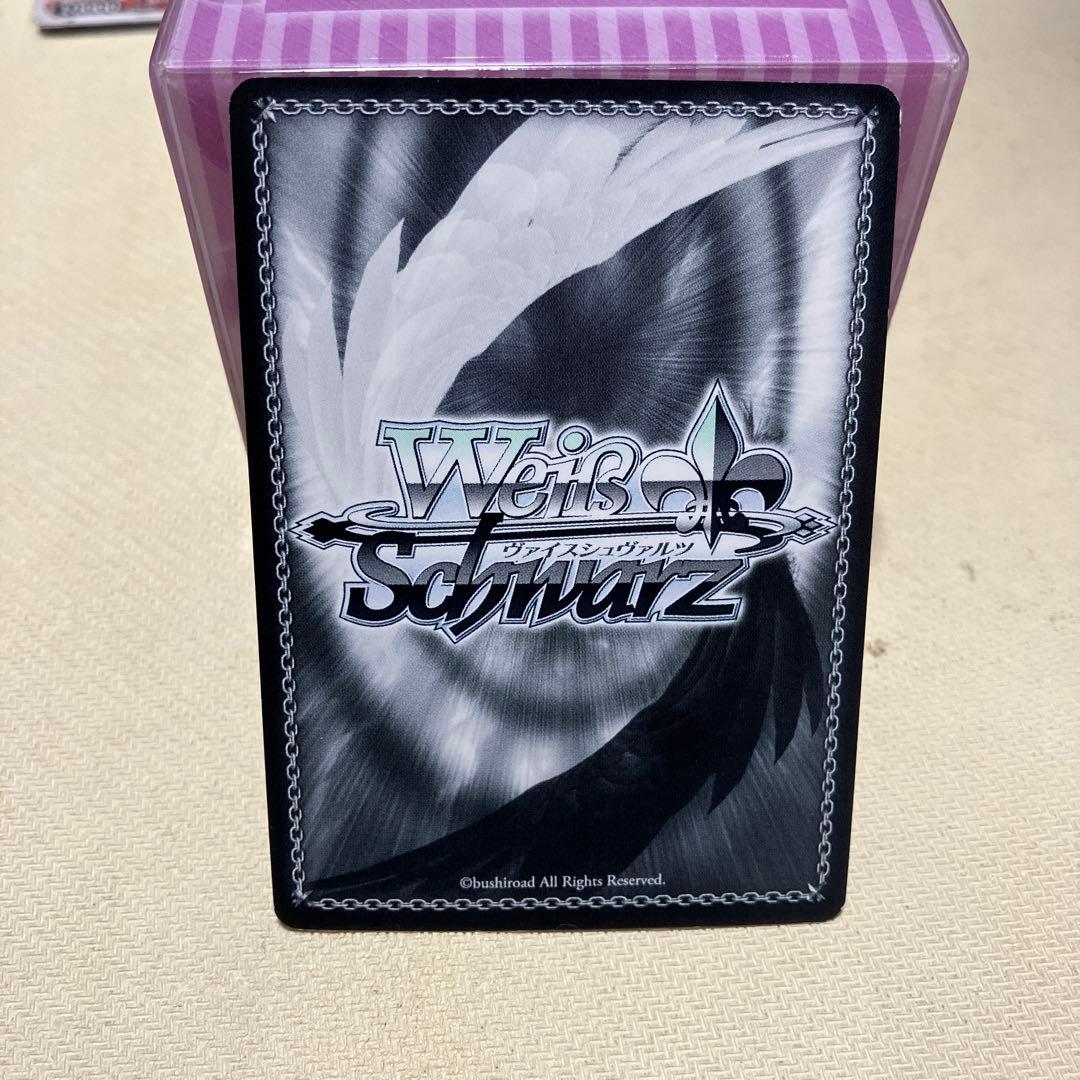 ヴァイスシュヴァルツ五等分の花嫁母の墓前にて OFR 中野五月