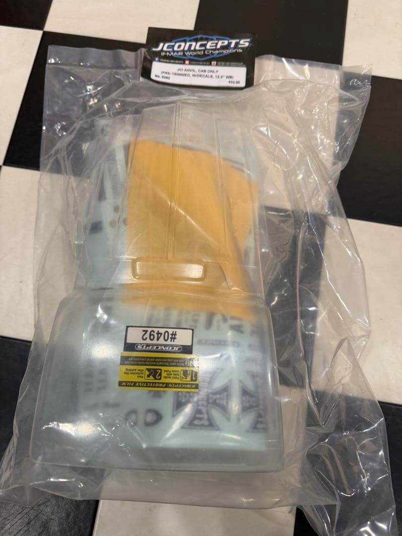 jconcepts製クローラーボディ ANVIL CAB ONLY 新品入手困難