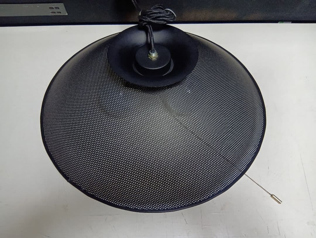 レア　廃盤　1980's　スペースエイジ　ポストモダン　パンチングメタル　ライト