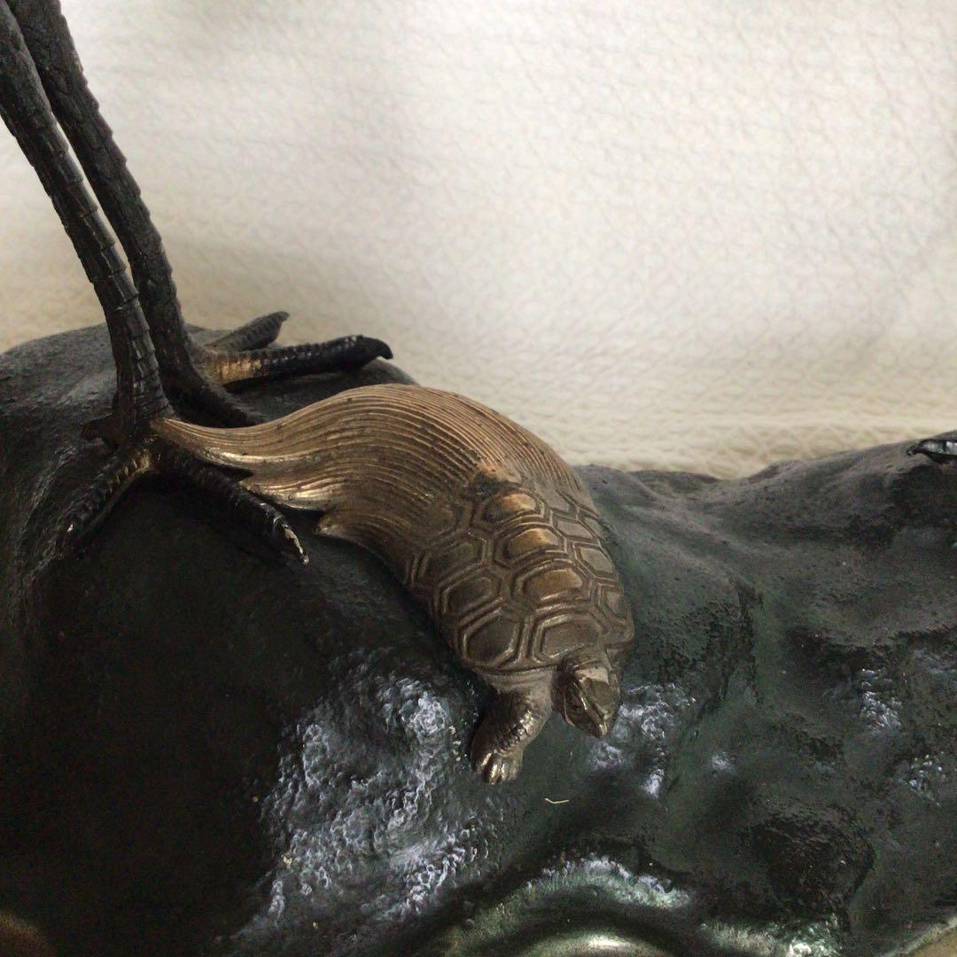 美品]鶴亀置物 骨董品 縁起物 岩上に鶴亀 古銅色分け青銅 美術工芸品