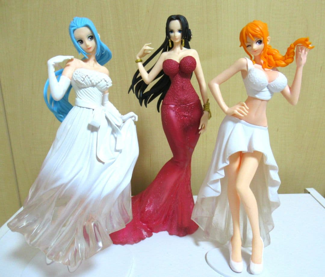 ワンピースフィギュア LADY EDGE:WEDDING ナミ・ビビ・ハンコック