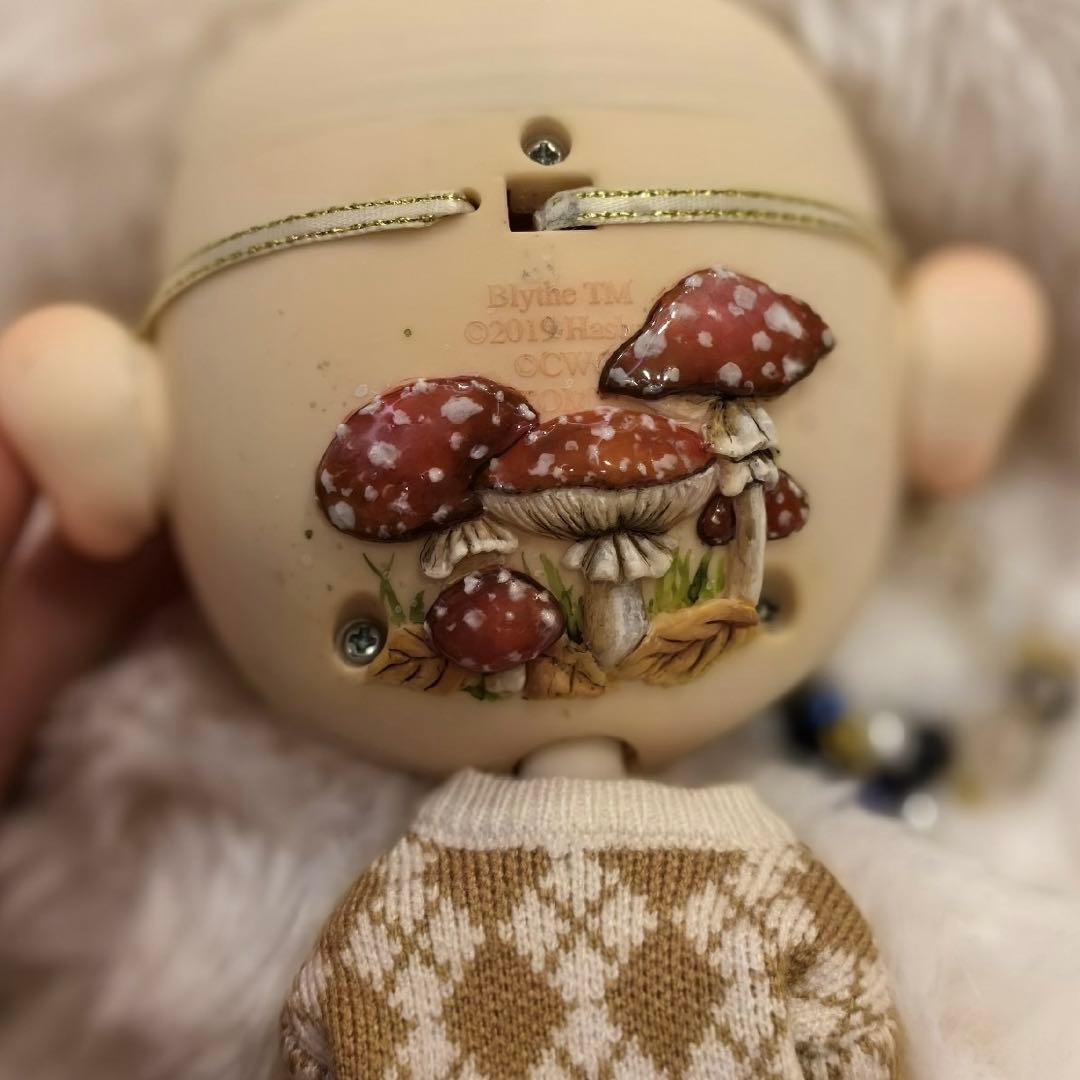 カスタムブライス 海外作家様 微笑み 優しい かわいい 人形 小さなお目目