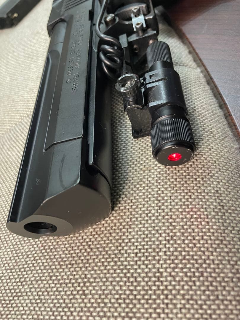 デザートイーグル 50AE レーザーサイトリモートSW付ガスガン ☆美品