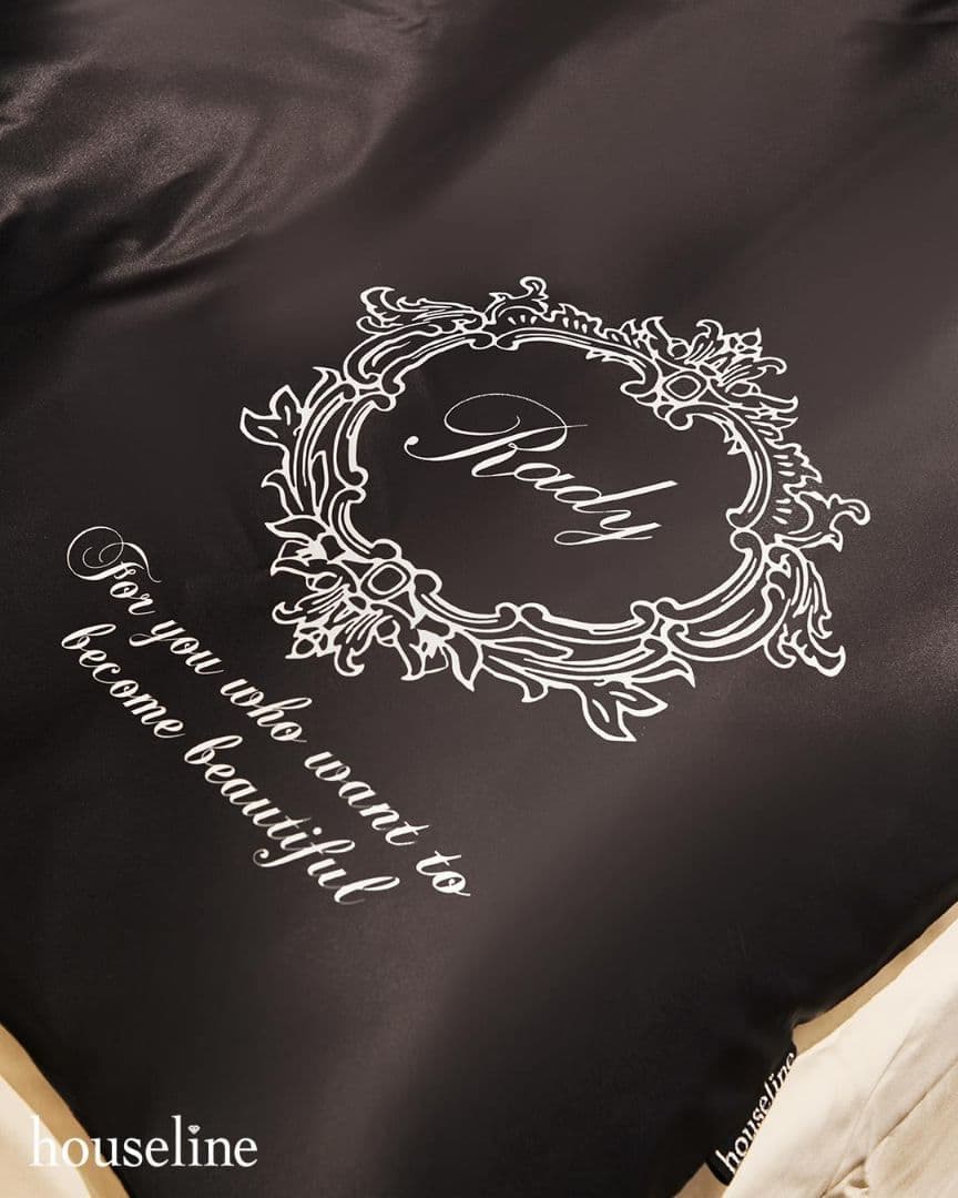 セミダブル【新品未開封】Rady　シルキーモイストベッドカバー　MO0238