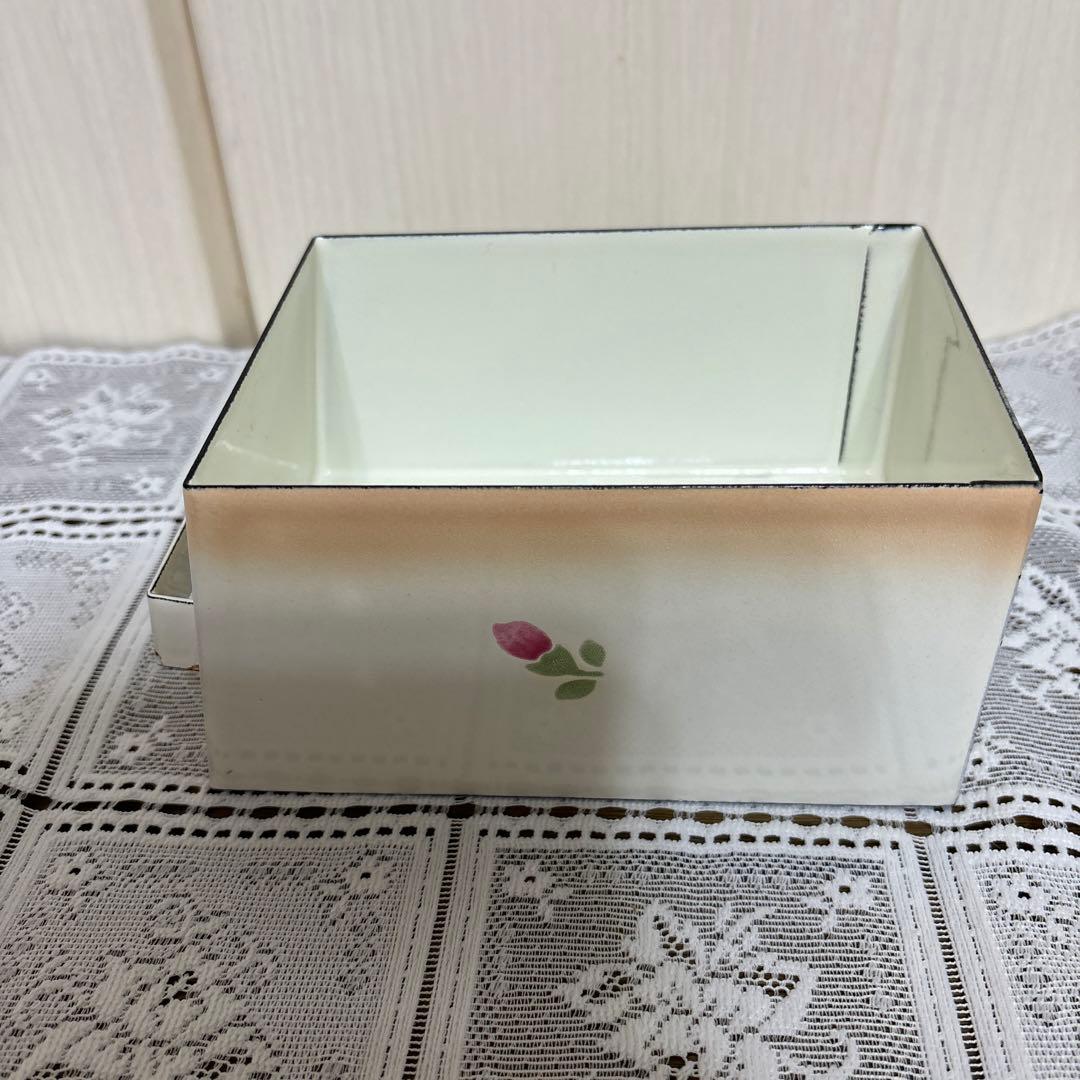 マニーローズ　ストッカー