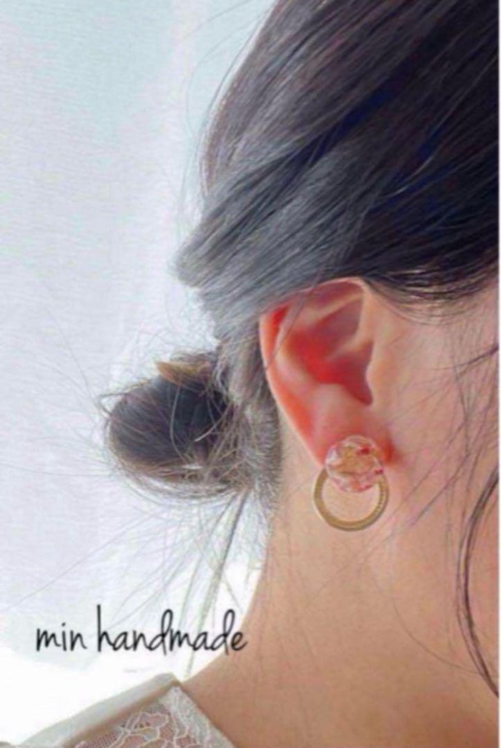 ピンク系　レジン　ピアス　ハンドメイド　イヤリング変更可