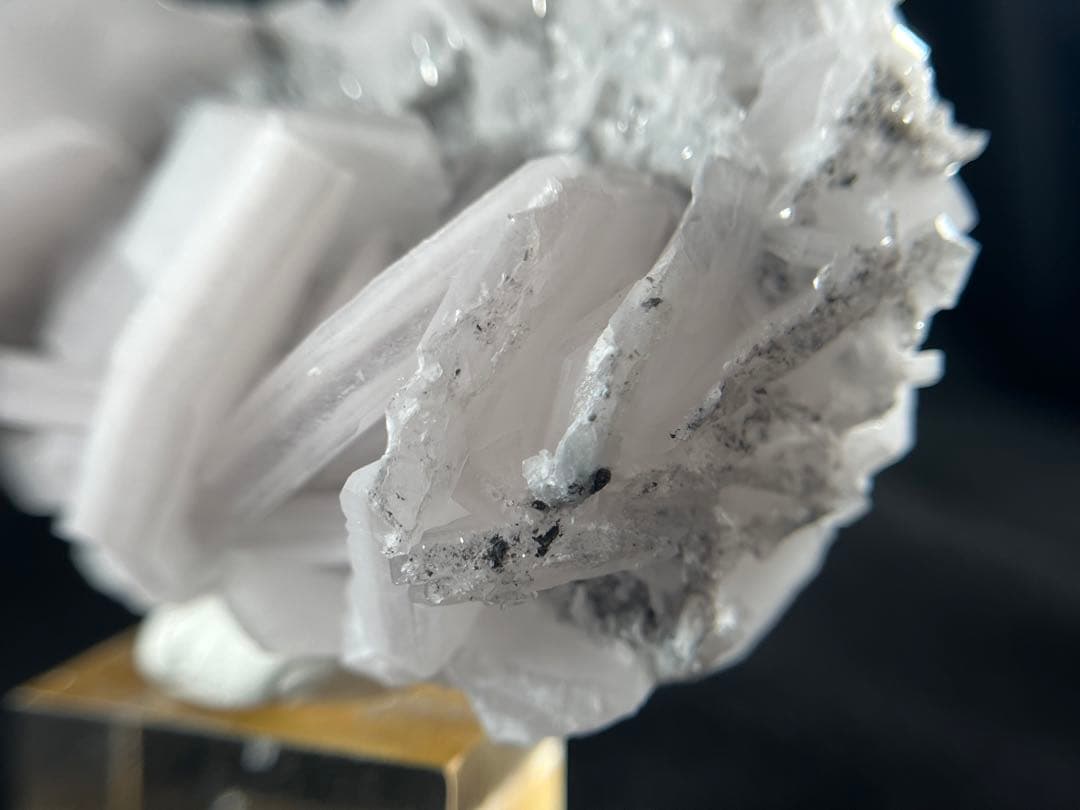 【鉱物商店】稀有品　両面の方解石　クリスタル　クォーツ