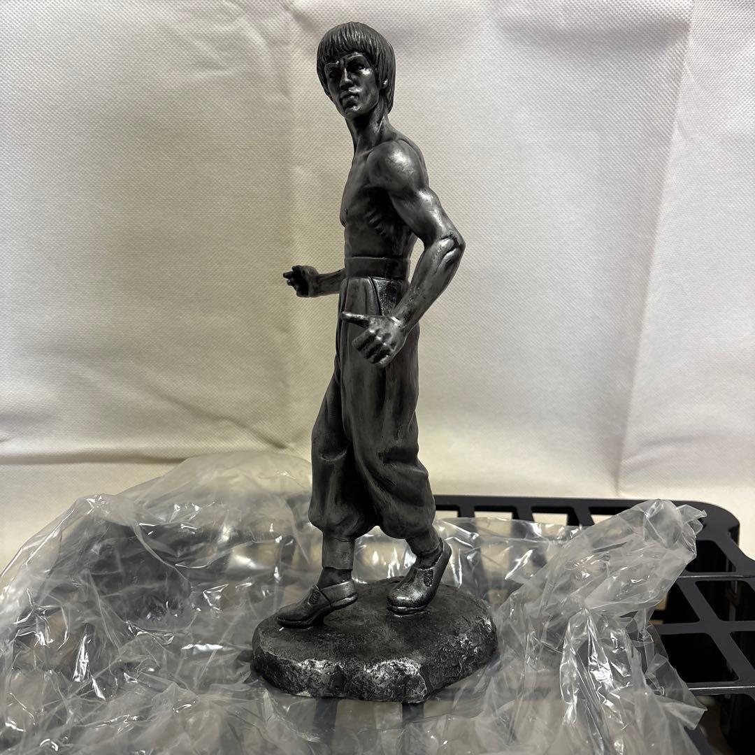 ブルース・リー　フィギュア 銅　約15cm