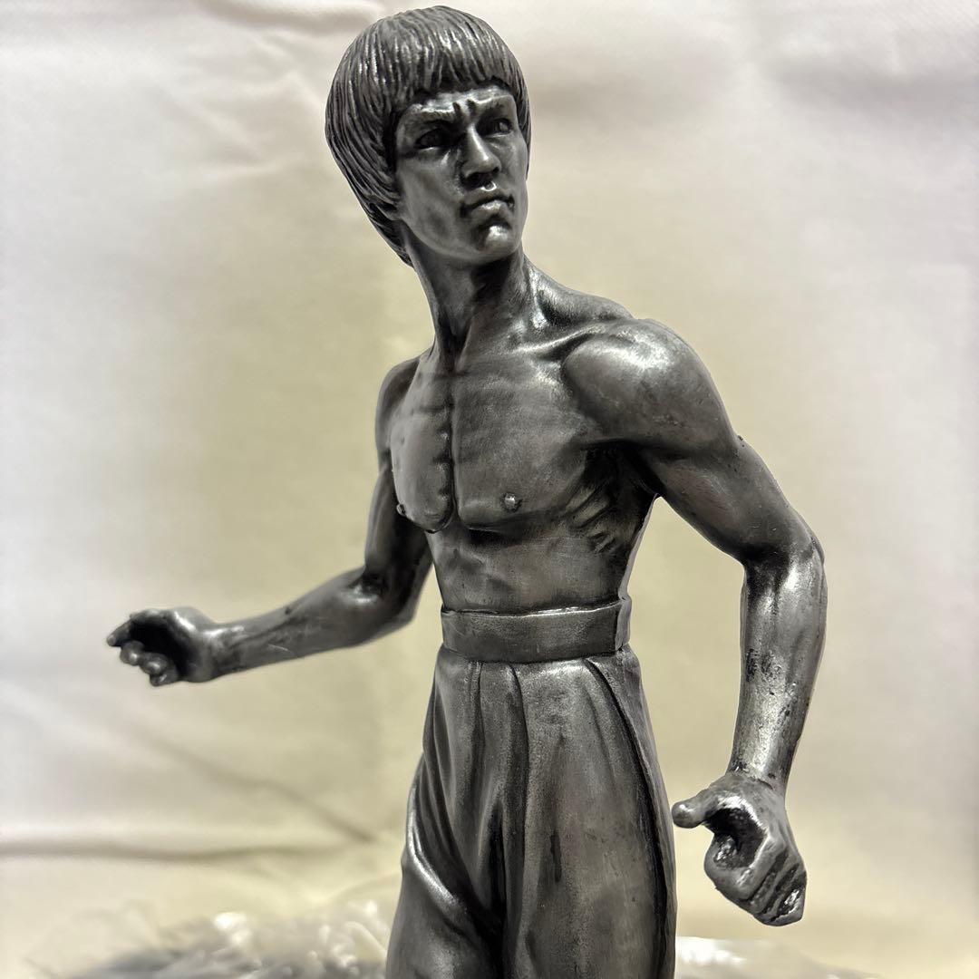 ブルース・リー　フィギュア 銅　約15cm
