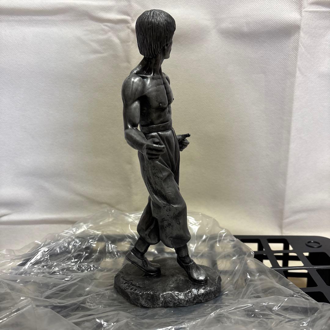 ブルース・リー　フィギュア 銅　約15cm
