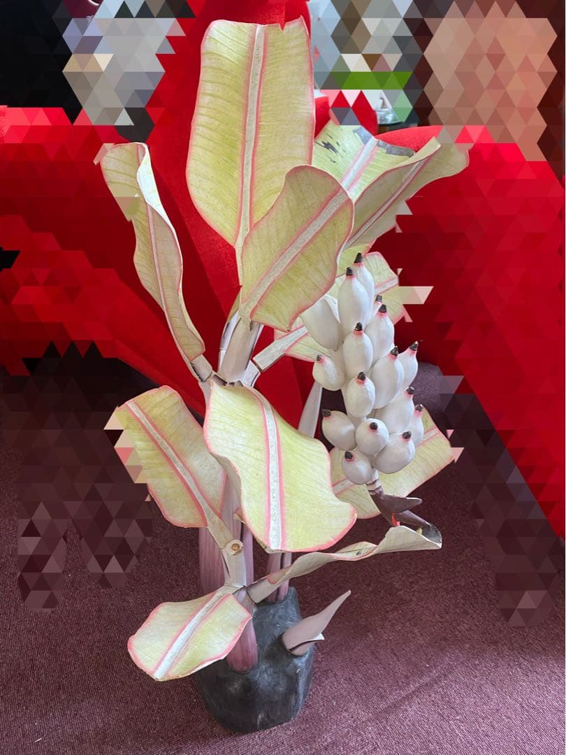 大きなバナナのオブジェ