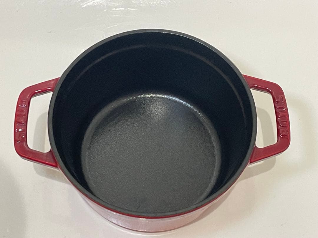 ストウブ　ココット 14cm チェリー　鍋敷きセット