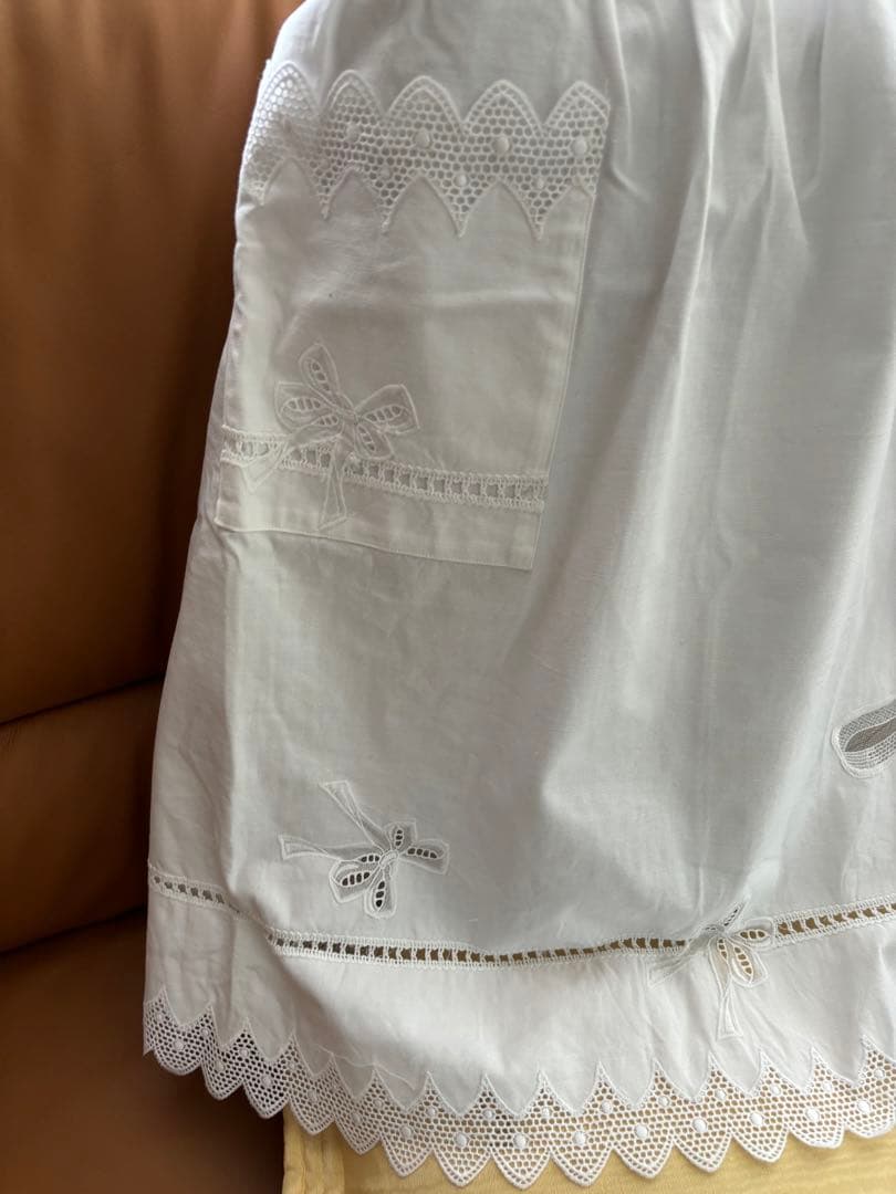 サエラ　エプロン