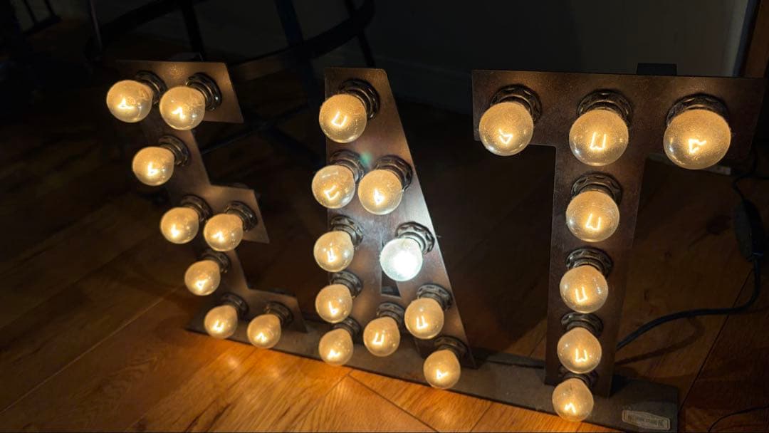 ART WORK STUDIO カフェライト　EAT照明(12月末処分予定)