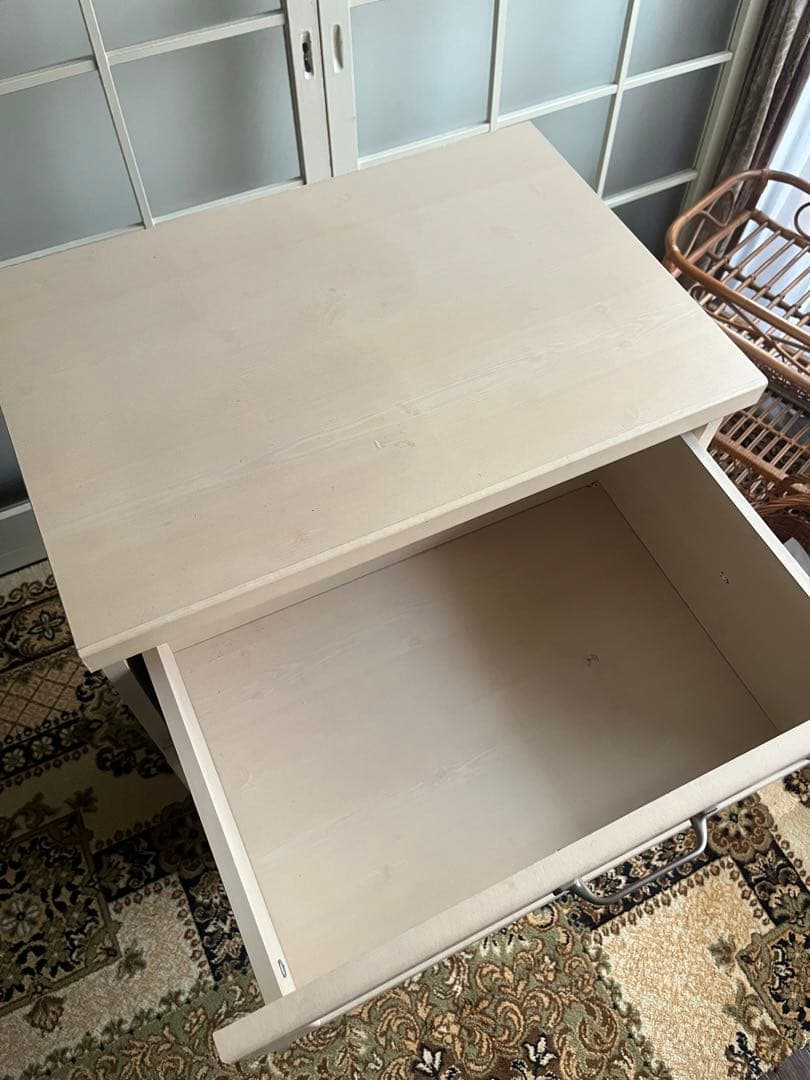 白家具 インテリア チェスト アンティーク モールガラス