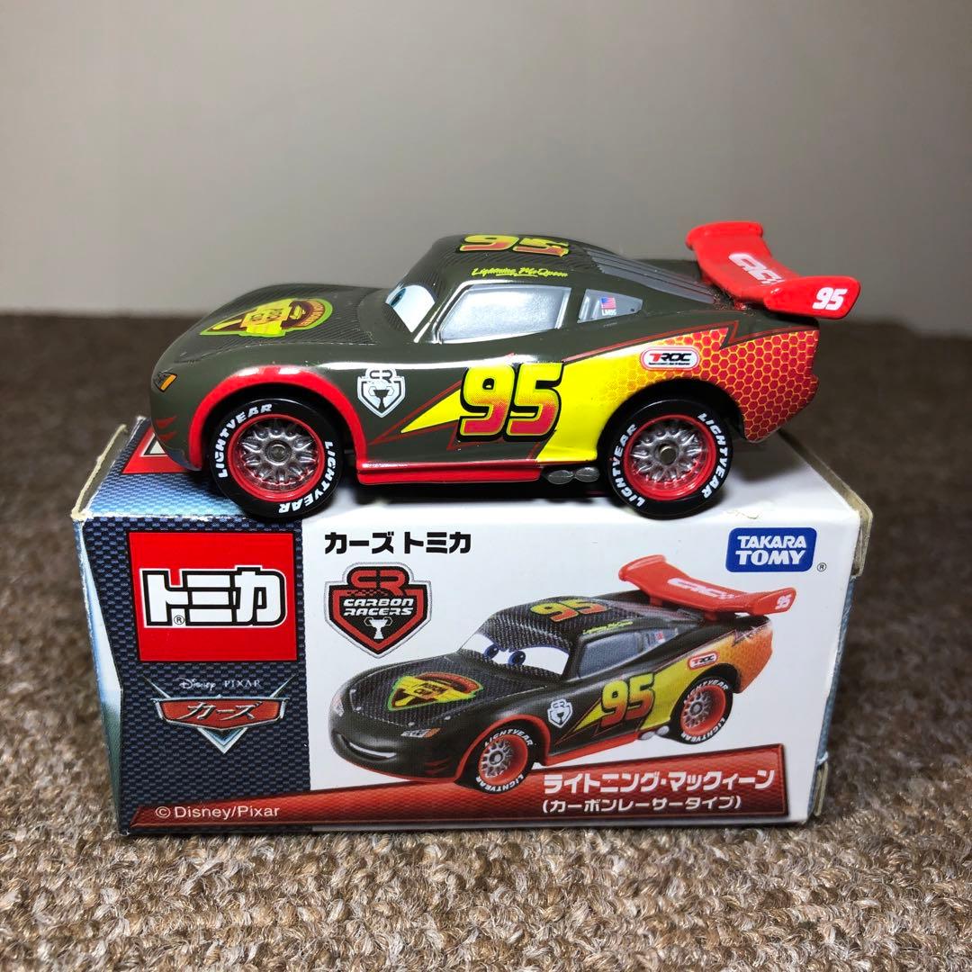美品 カーズ トミカ ライトニング・マックィーン カーボンレーサー