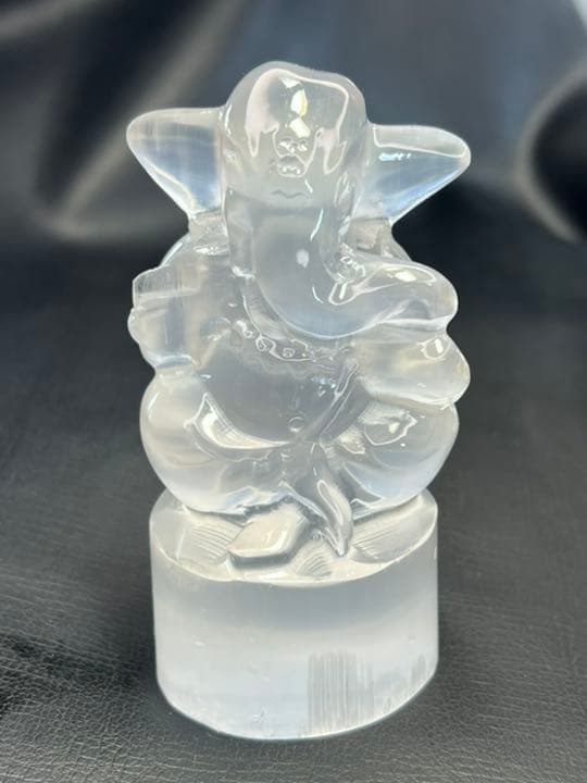 0117145 高品質　天然石セレナイトガネーシャ50＊97ミリ