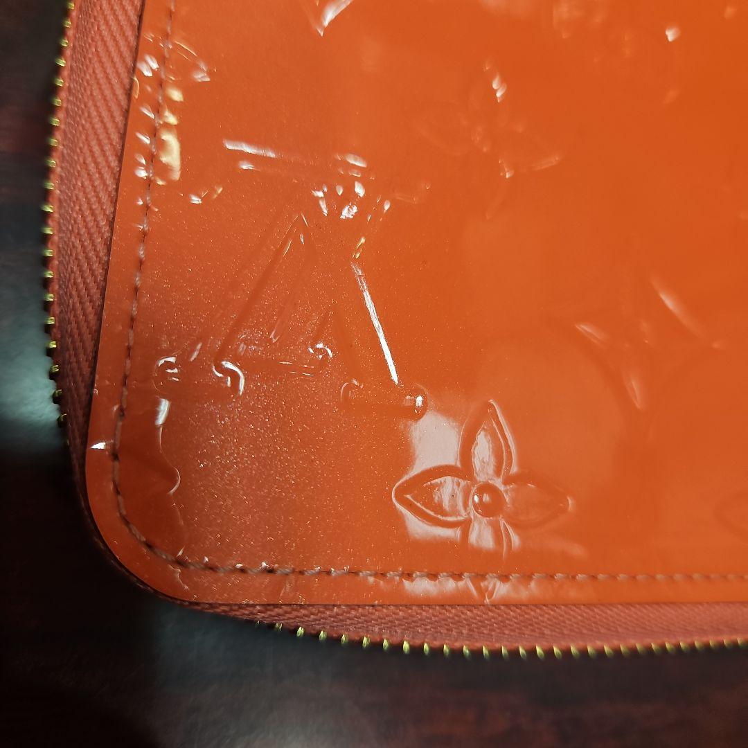 ルイヴィトン　ヴェルニ　ジッピーウォレット