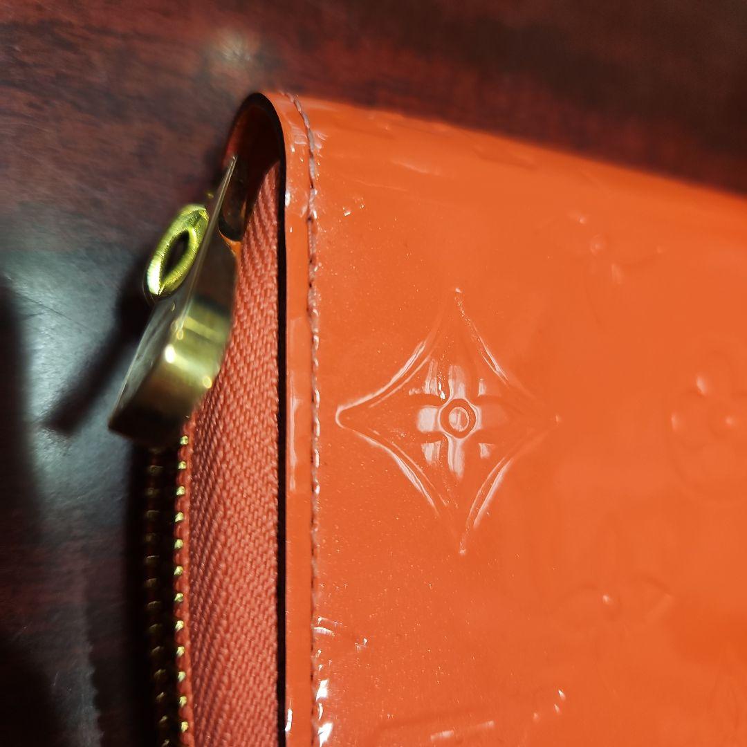 ルイヴィトン　ヴェルニ　ジッピーウォレット