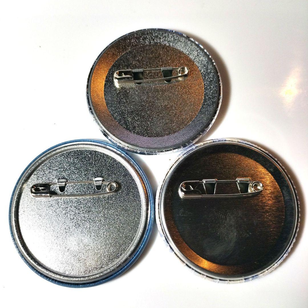 鬼滅の刃 嘴平伊之助 缶バッジセット - メルカリ