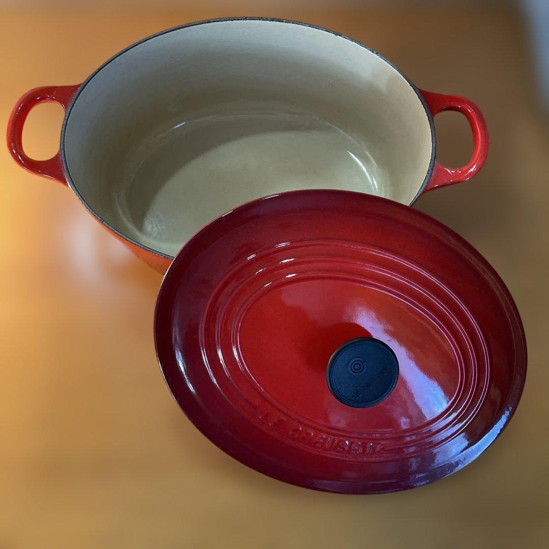 ル・クルーゼ ２５ オーバル