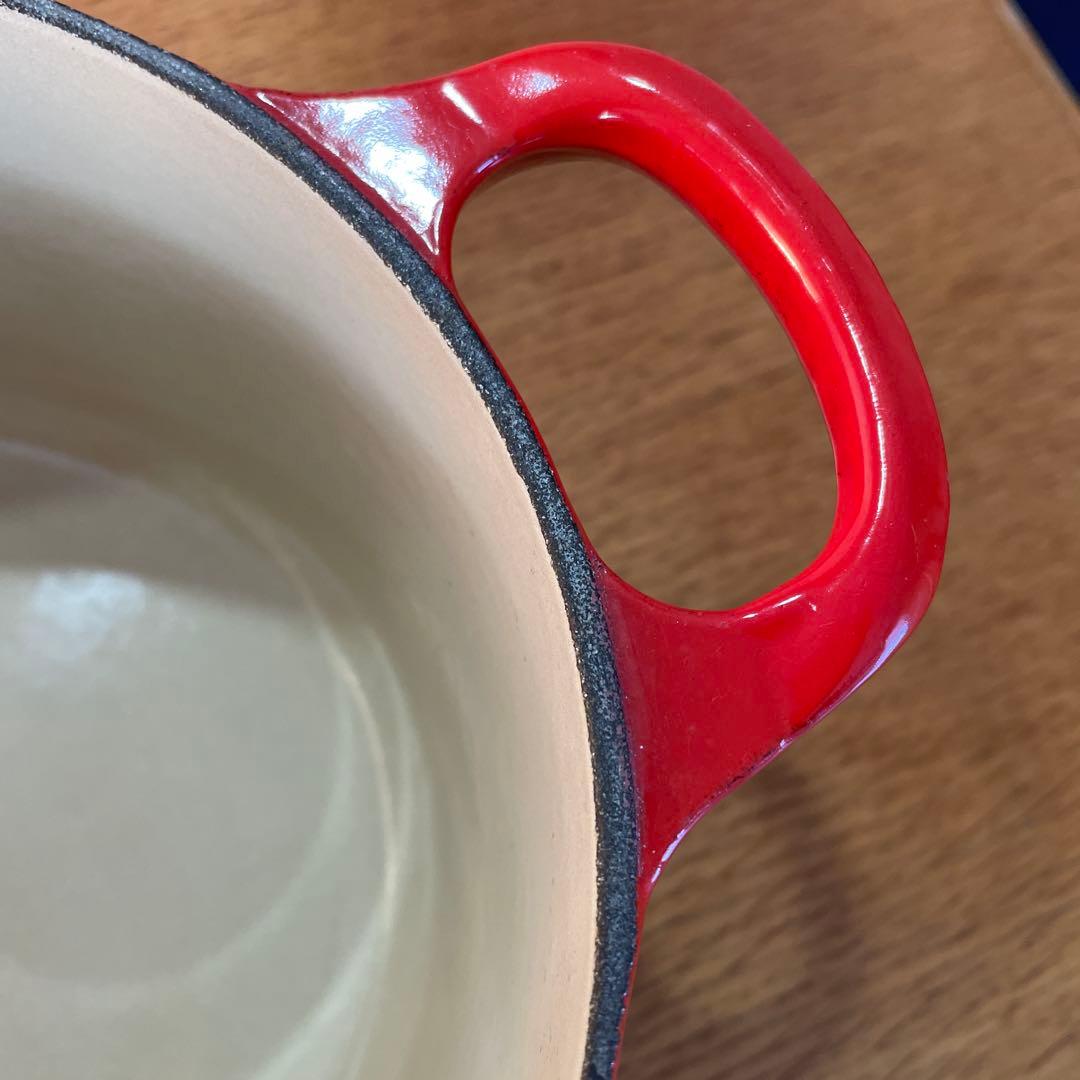 ル・クルーゼ ２５ オーバル